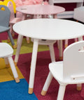 immagine-5-atmosphera-for-kids-tavolino-rotondo-in-legno-per-bambini-60x43cm-ean-3560238909089