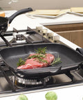 immagine-5-gmd-cookware-grill-bistecchiera-a-induzione-28x28cm-ean-8055162570917