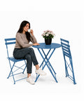 Set Tavolo e 2 Sedie Richiudibili in Ferro da Giardino – Tavolo Rotondo ø 60cm e 2 Sedie Salvaspazio – Portata 150kg/100kg
