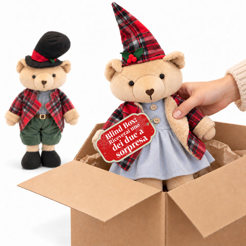Orso Natalizio Decorativo 85 cm, Peluche da Arredo con Cappello e Abito Scozzese, Base Stabile, Rosso o Marrone Tartan