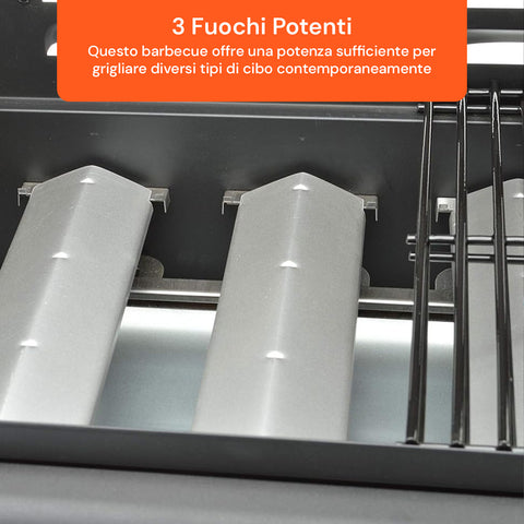 Dettaglio 3 fuochi potenti del barbecue a gas con fiamme blu, potenza sufficiente per grigliare diversi tipi di cibo contemporaneamente