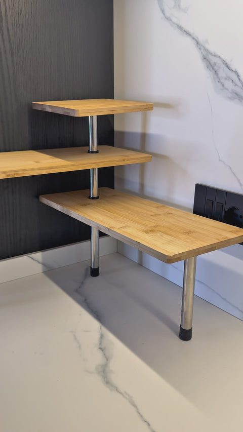 Scaffale Angolare in Bambù 3 Ripiani Salvaspazio 39x43x18cm Struttura Acciaio