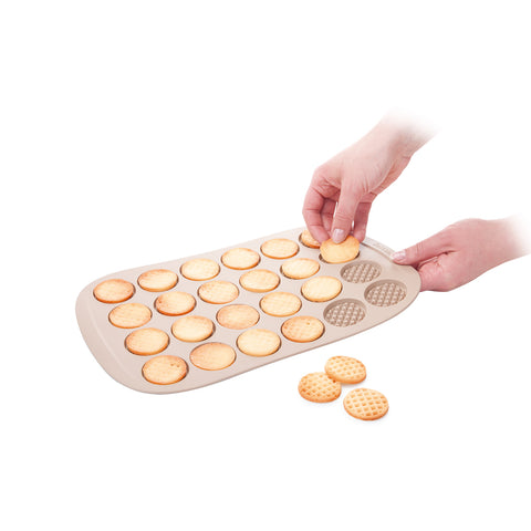 immagine-2-tescoma-stampo-in-silicone-per-mini-waffle-ean-8595028484496