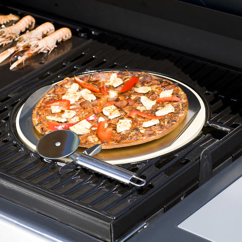 immagine-3-campingaz-set-pietra-per-pizza-e-rotella-di-taglio-ean-3138522069711