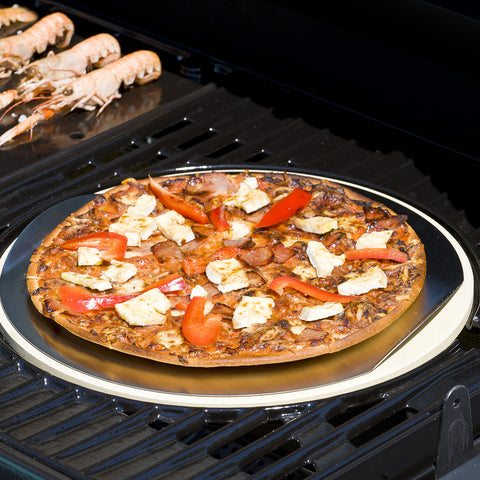 immagine-5-campingaz-set-pietra-per-pizza-e-rotella-di-taglio-ean-3138522069711